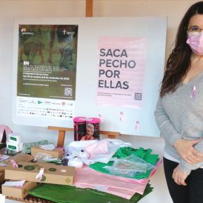 La Portavoz de Cs, Gema Gómez, #Sacapechoporellas y se suma a la campaña de la AECC contra el cáncer de mama