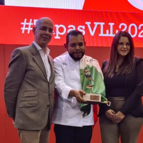 Gema Gómez y Martín Fernández asisten a la entrega de premios del XVII Concurso de Pinchos y Tapas y del V Campeonato Mundial Ciudad de Valladolid