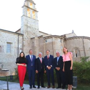 La vicepresidenta de la Diputación de Valladolid, Gema Gómez, celebra el X aniversario de Abadía Retuerta LeDomaine