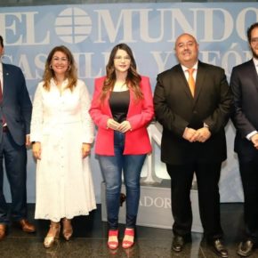 La vicepresidenta de la Diputación de Valladolid, Gema Gómez, junto a otros cargos públicos de Ciudadanos, asiste a la entrega de los Premios Innovadores 2022