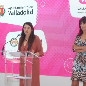 La diputada de Turismo y vicepresidenta de la Diputación de Valladolid, Gema Gómez, presenta el stand de Valladolid en la 87 Feria de Muestras
