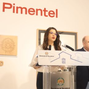 La vicepresidenta de la Diputación de Valladolid y diputada de Cultura, Gema Gómez, preside la entrega de premios de la VIII Bienal Internacional de Grabado Aguafuerte