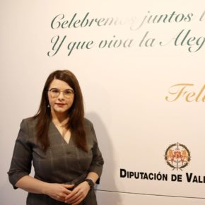 La diputada de Cultura y vicepresidenta de la Diputación de Valladolid, Gema Gómez, participa en la inauguración del Belén Bíblico Monumental de la sala de exposiciones del Palacio Pimentel